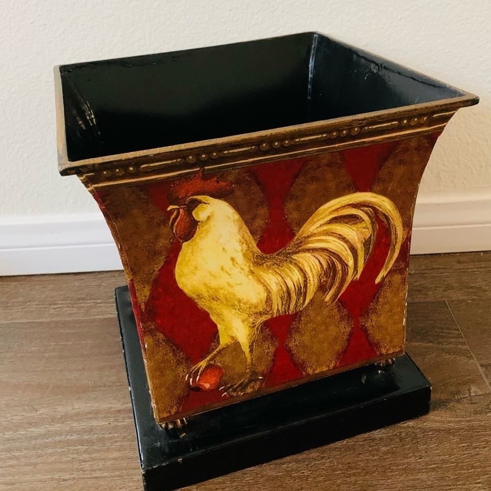 Metal pot - Picture 2 of 11